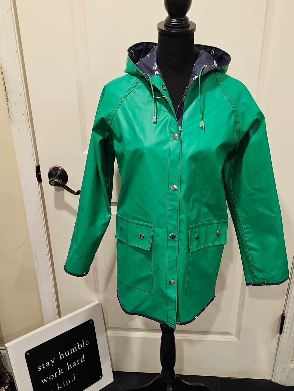 Vintage Kelly Green Hooded Rain Jacket - Women’s Waterproof Coat Whale Print